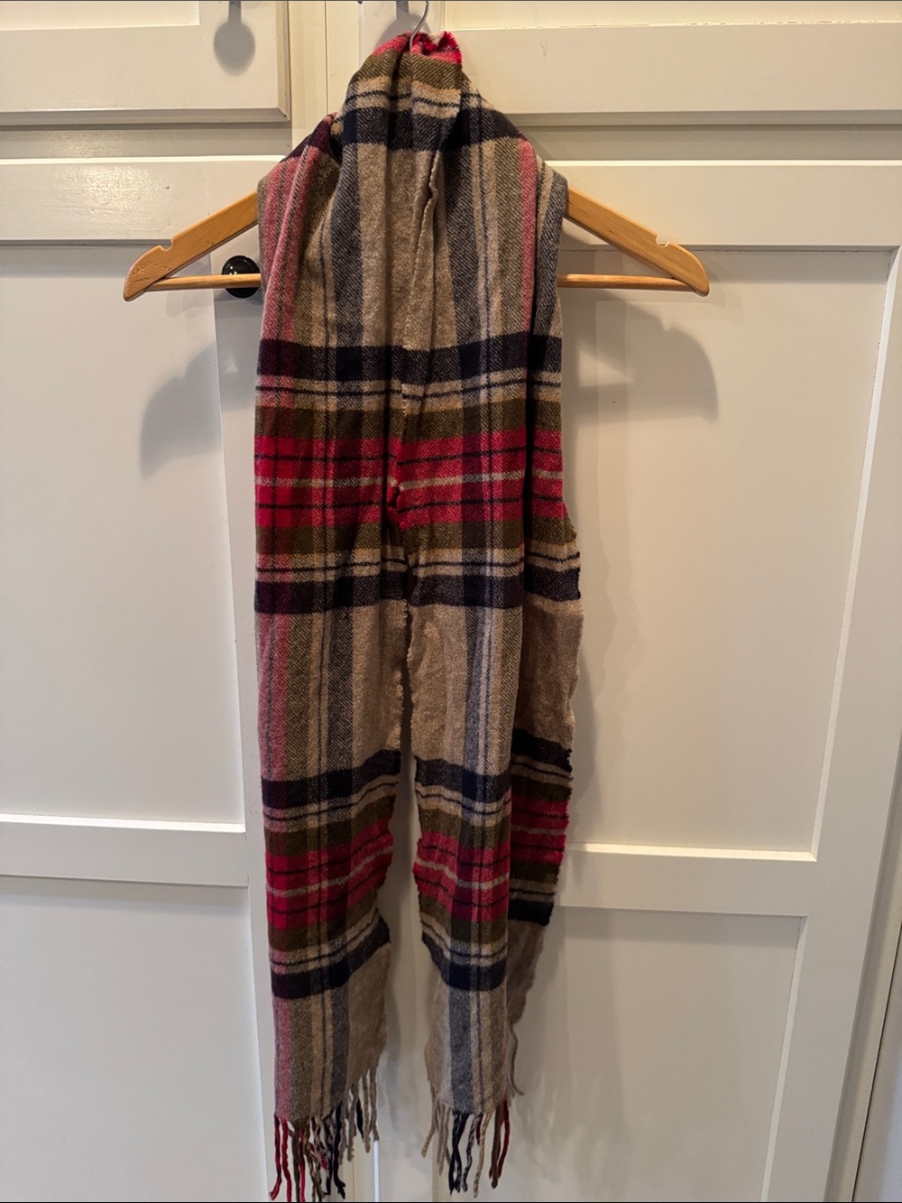 Womens Pendleton Wool Plaid Fringe Scarf - Beige & Red